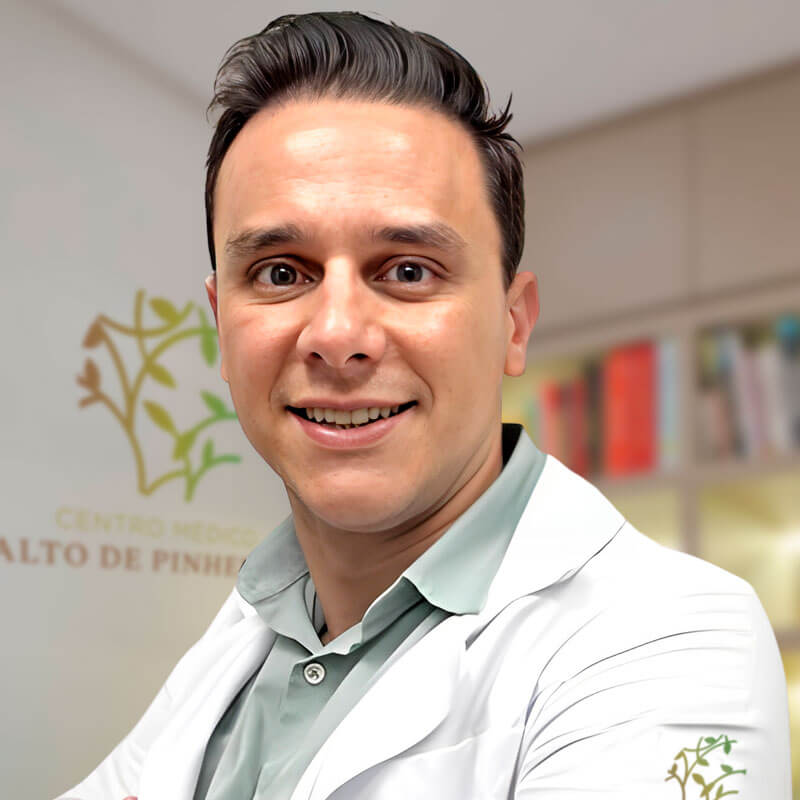 Dr. Vinícius Bignatto Carvalho